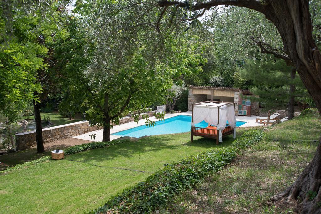 Les Chambres Du Restaurant Le Castellaras - Teritoria Fayence Eksteriør billede
